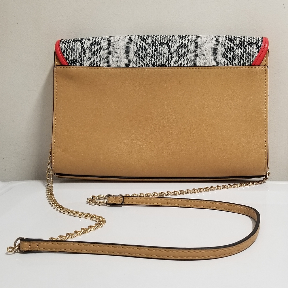 Neiman Marcus Python Embossed Flap Crossbody Clutch Vegan Handbag Tan - Picture 3 of 14